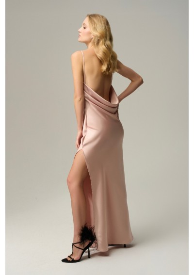 Satynowa różowa maxi sukienka REVE