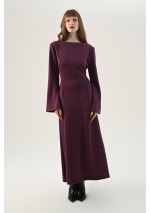 sukienka maxi z wiązaniem, fioletowa sukienka gorsetowa, sukienka z długim rękawem, dopasowana sukienka śliwkowa